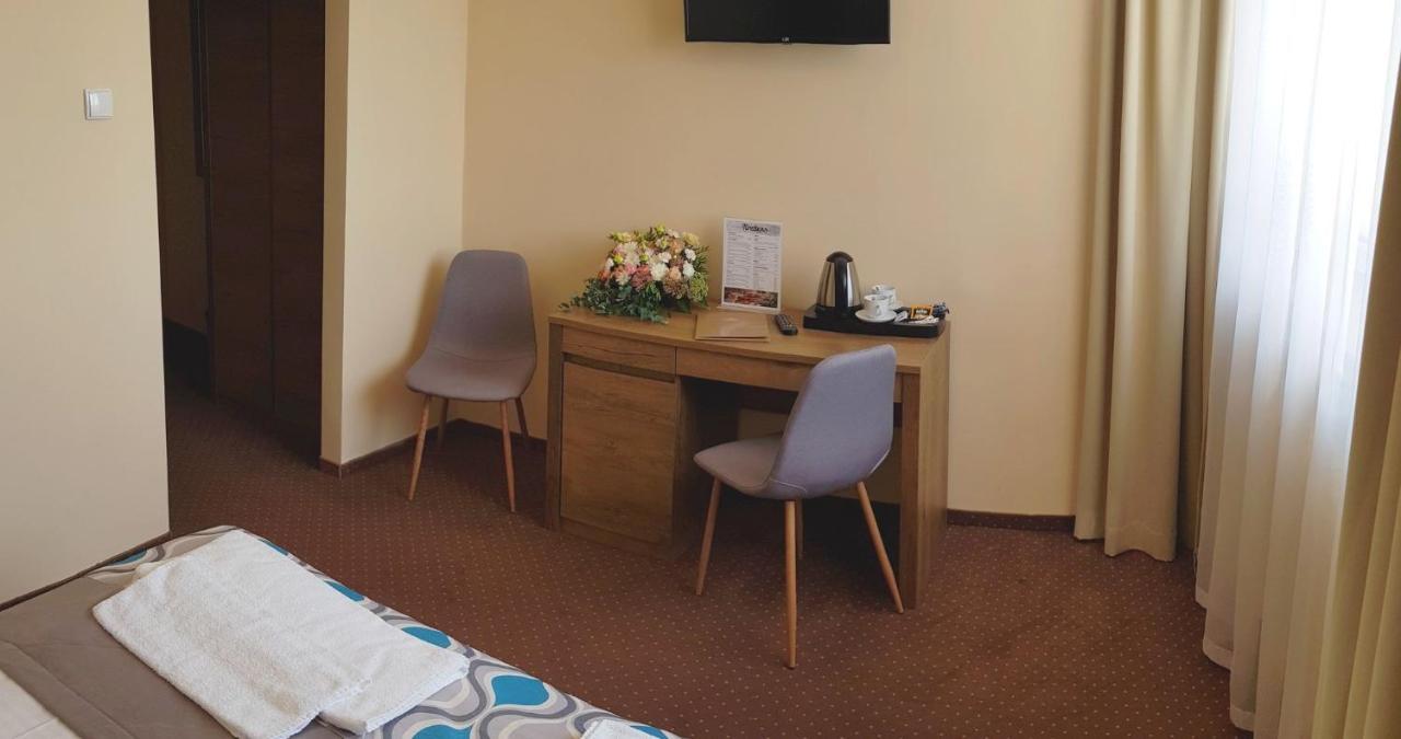 Confero Bed and Breakfast Νίσα Εξωτερικό φωτογραφία